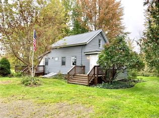 8880 Bridgeport Kirkville Rd, Chittenango, NY 13037