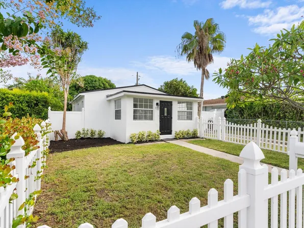 718 Selkirk Street, West Palm Beach, FL 33405
