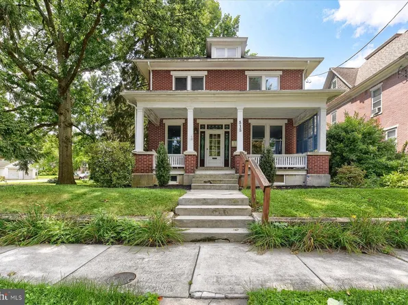 512 S Market St, Mechanicsburg, PA 17055