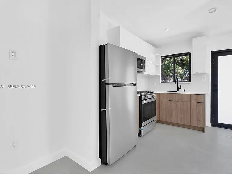 3040 NW 93rd St #D — Photo 3