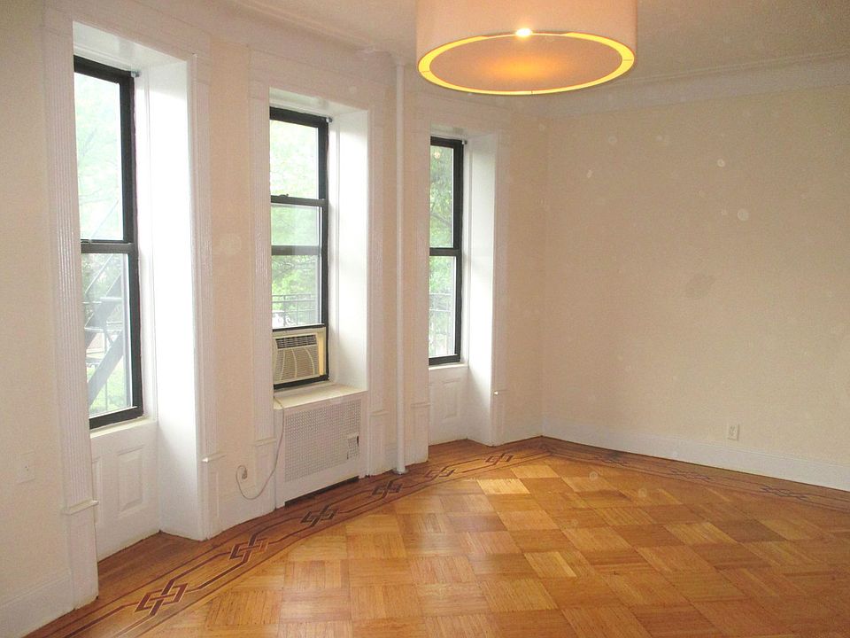 1st image of 404 8th Ave APT 3B