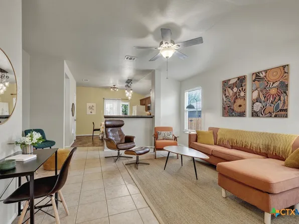233 Wisteria Way, San Marcos, TX 78666