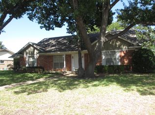 3219 Camelot Dr, Dallas, TX 75229