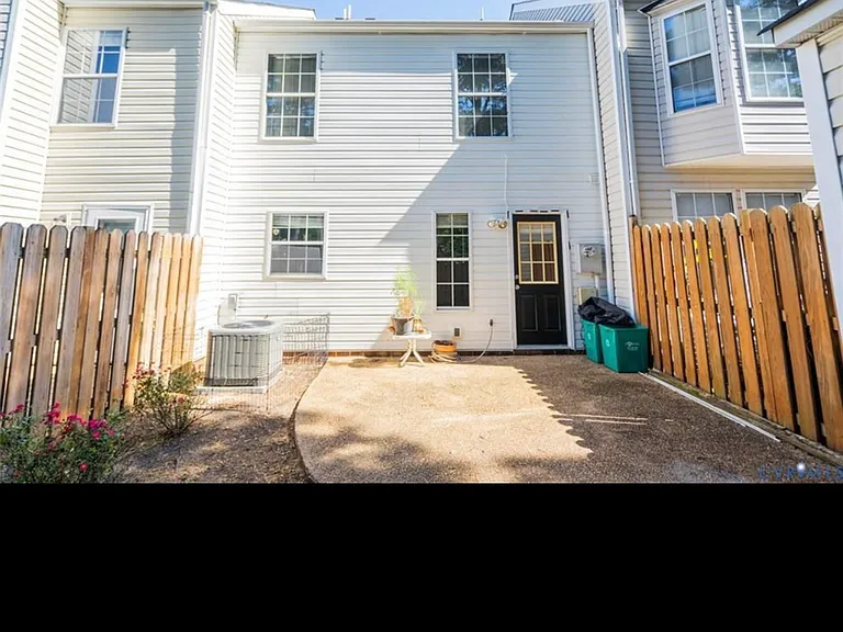 1814 Timberly Waye — Photo 30
