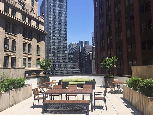 Rented by Level Group | media 12