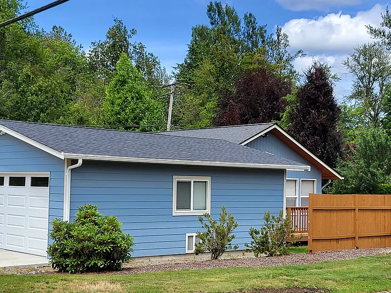 800 Ballarat Ave NE — Photo 26