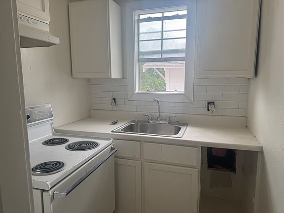 2nd image of 6623 Sherman St APT 4
