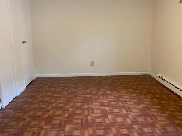 3326 Palisade Avenue image 11 of 12