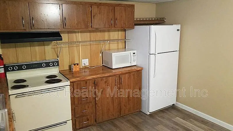 2 bed, 1.0 bath, 750 sqft, $995 — Photo 4