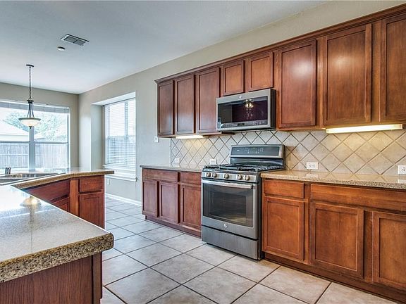 2nd image of 4852 Carrotwood Dr