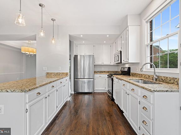 4th image of 4706 Minor Cir