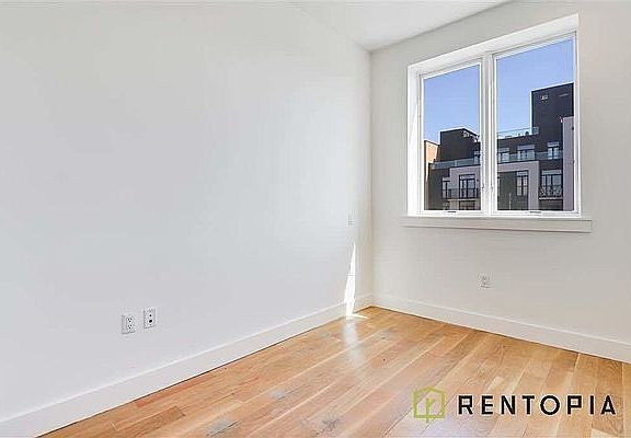 4th image of 894 Bushwick Ave #4C
