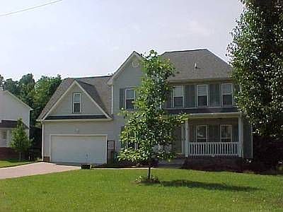 1st image of 3415 N Henderson Way