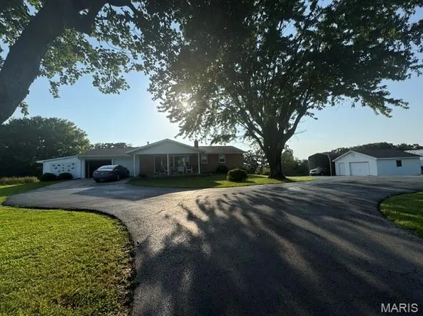 2411 State Highway B, Oak Ridge, MO 63769