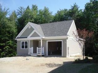 41 Mill Pond Rd, Brentwood, NH 03833