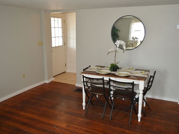 5th image of 2428-2430 Providence Rd