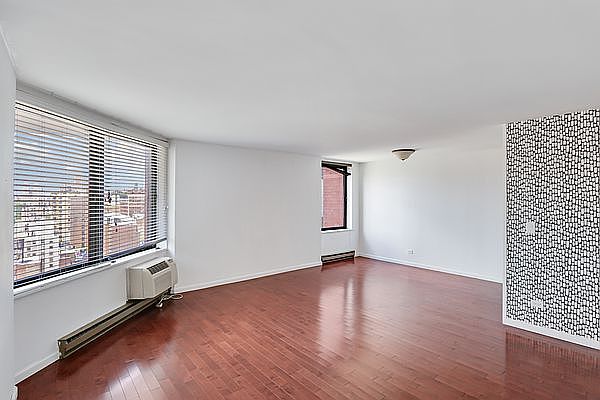 1st image of 1623 3rd Ave APT 21H