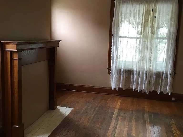 166 Washington Ave — Photo 9