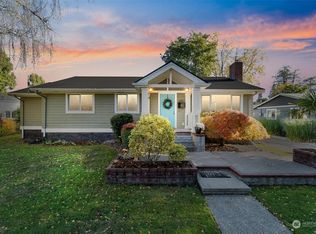 8820 17th Ave SW, Seattle, WA 98106