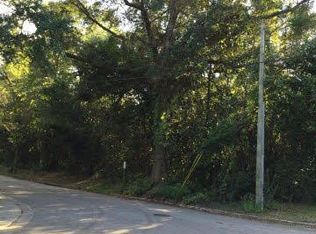 6651 Lake St, Mobile, AL 36618