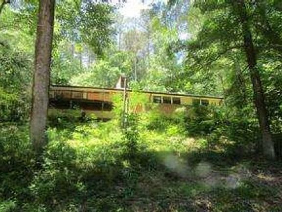 3rd image of 244 Pine Ridge Rd