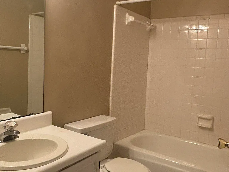 447 Richview Park Cir E — Photo 12