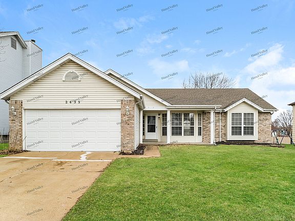2nd image of 2435 Bluejay Way Ct