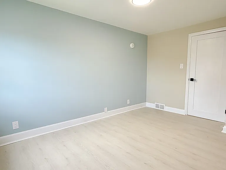 149 Margaret St #2-B — Photo 13