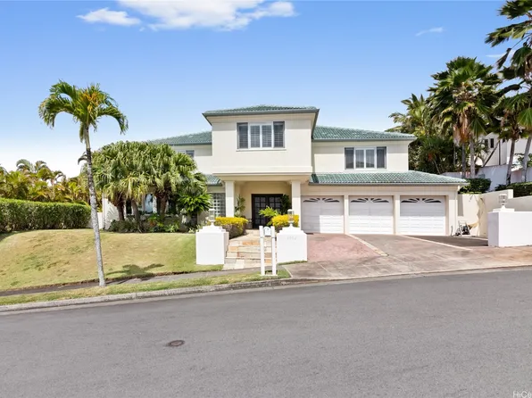 1031 Ikena Cir, Honolulu, HI 96821