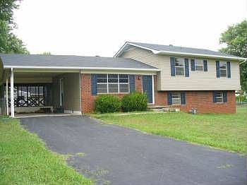 1st image of 3120 Lilac Dr NW