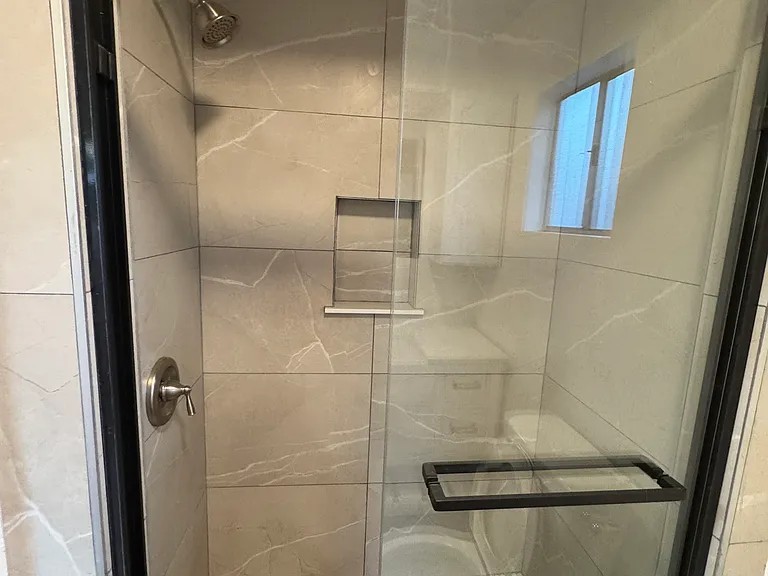 528 N Placentia Ave — Photo 38