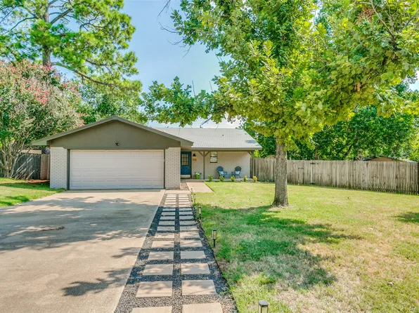 926 Harber Ave, Grapevine, TX 76051