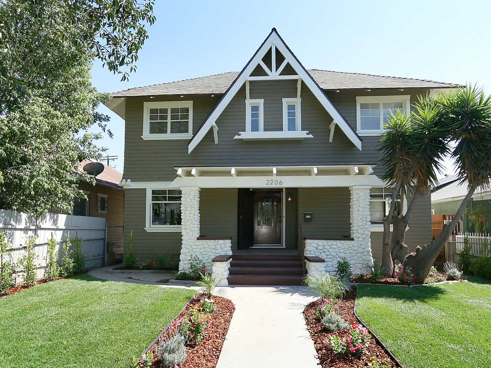 1st image of 2206 W 31st St