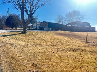 4426 Pea Ridge Rd, Maryville, TN 37804