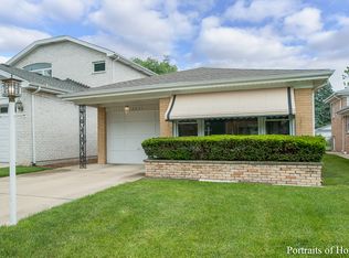 2415 N Webster St, Elmwood Park, IL