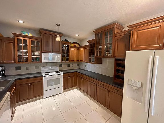 5th image of 7911 Laina Lane #1