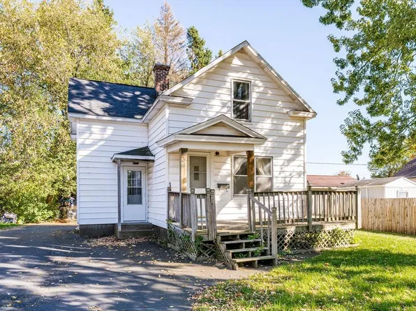 434 12th St, Cloquet, MN 55720