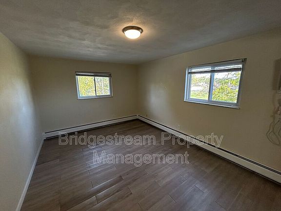 4th image of 124 Chestnut St #208