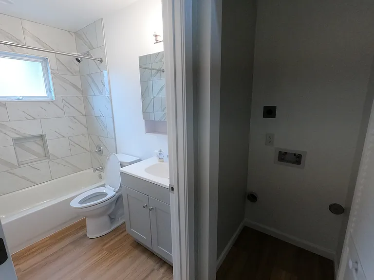 720 Foothill Blvd — Photo 11