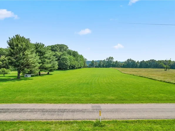 406 Carmichaels St, Rices Landing, PA 15357