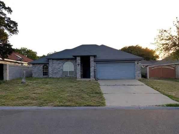 8904 Crossway Dr, Laredo, TX 78045