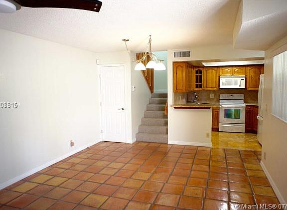 4th image of 4260 Village Dr Unit D