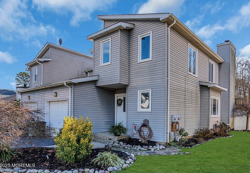 1st image of 13B Emerald Drive #B