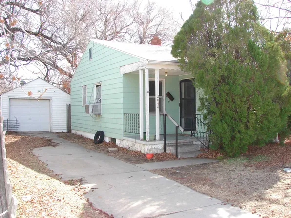 2048 S Ellis St, Wichita, KS 67211