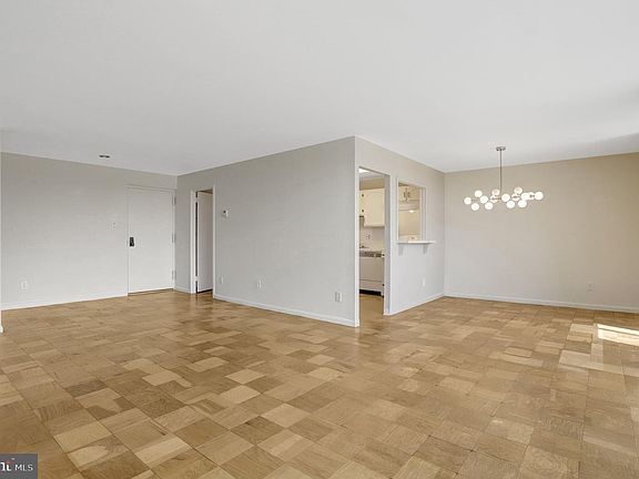 5th image of 1510 12th St N APT 504