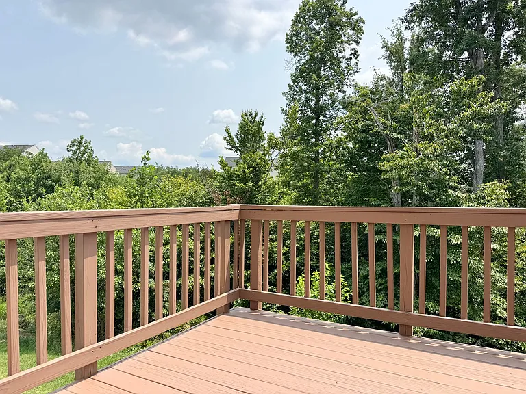 127 Streamview Dr — Photo 33