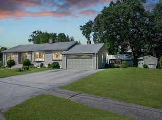 4 Donna Rd, Saugus, MA 01906