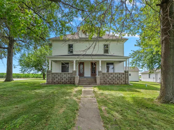 29779 Vine Rd, Palmyra, IL 62674