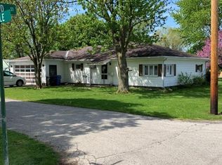 607 N Maple St, South Whitley, IN 46787