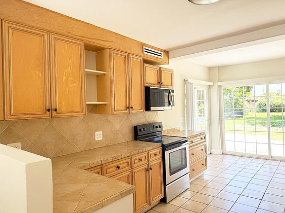 5th image of 1229 15TH Avenue N